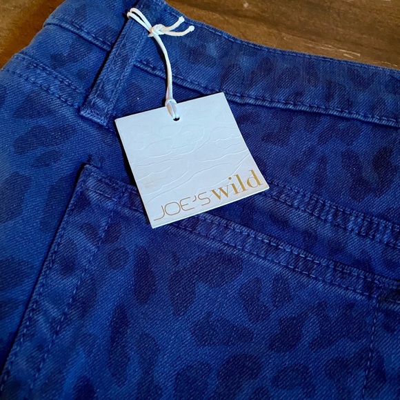 ✨Joe’s Jeans Wild Blue Leopard Denim Shorts✨ NWT - Picture 5 of 11